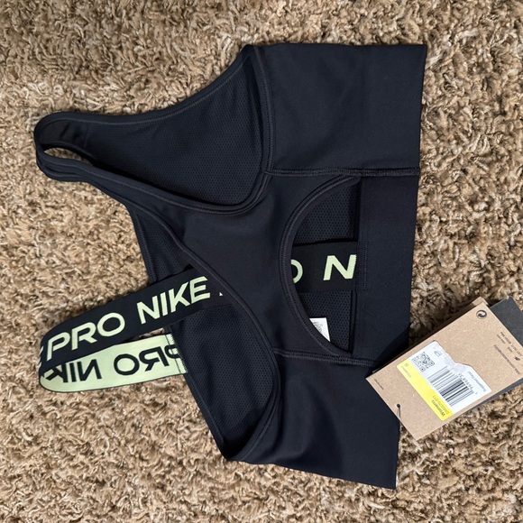 Nike Women's Black Sports Bra - Picture 3 of 4